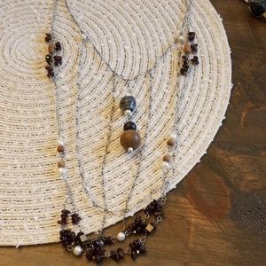 Multilayered necklace